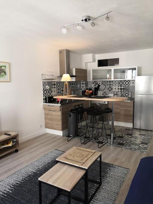 Les Arcades, T2 En Hypercentre Apartment ลาโรแชล ภายนอก รูปภาพ