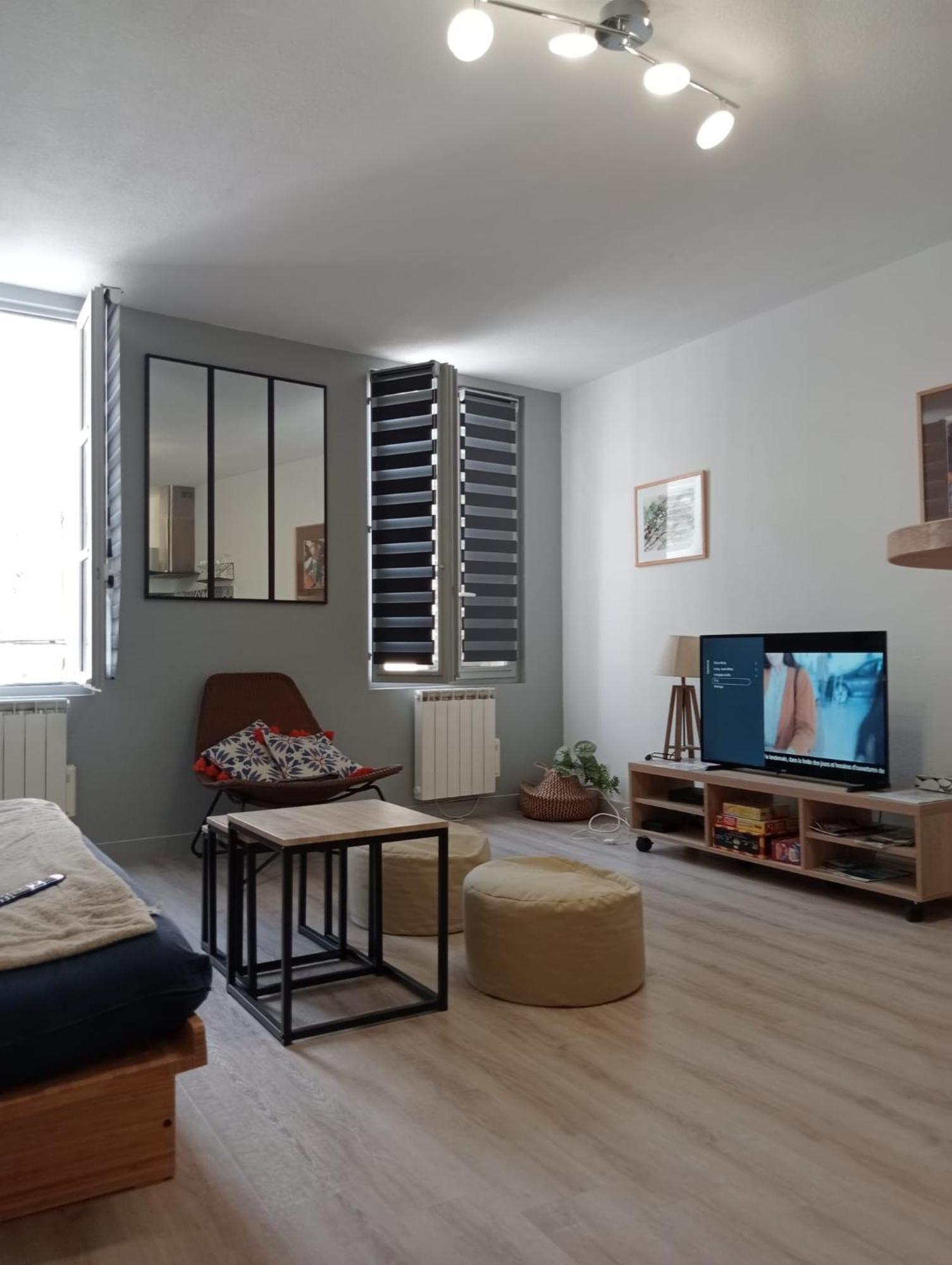 Les Arcades, T2 En Hypercentre Apartment ลาโรแชล ภายนอก รูปภาพ